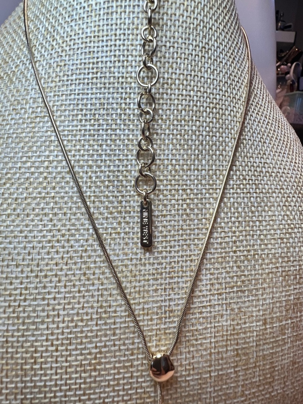 Nine West NWOT Classy Dainty Gold Plated Y-Necklace with Adjustable Lariat Drop - Picture 5 of 8